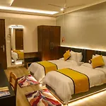 Four Leaf Hotel - Sapphire Blue, Varanasi